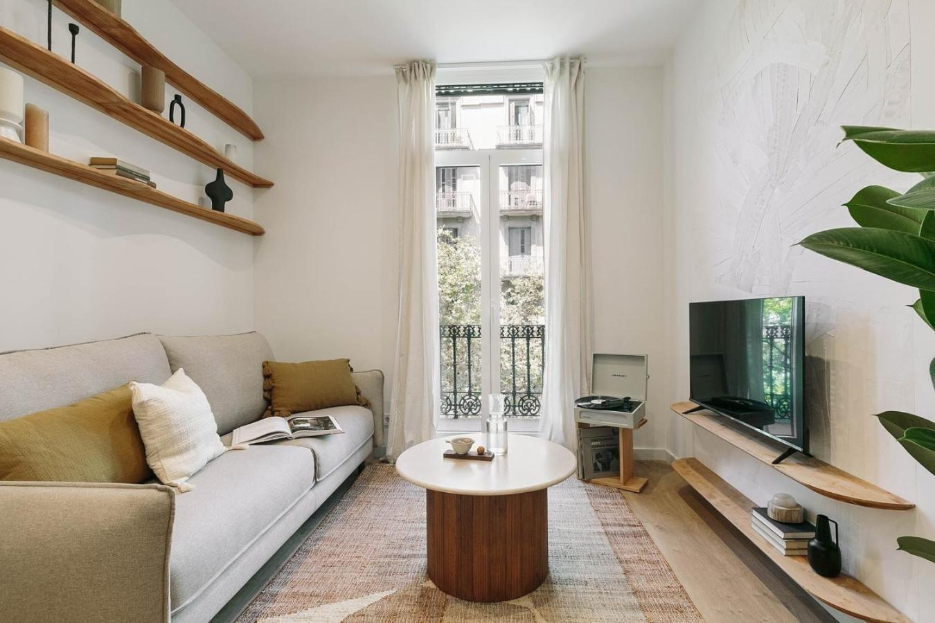 Pontone - 2 Bedrooms And Balcony In Eixample Dreta Barcelona Exterior foto