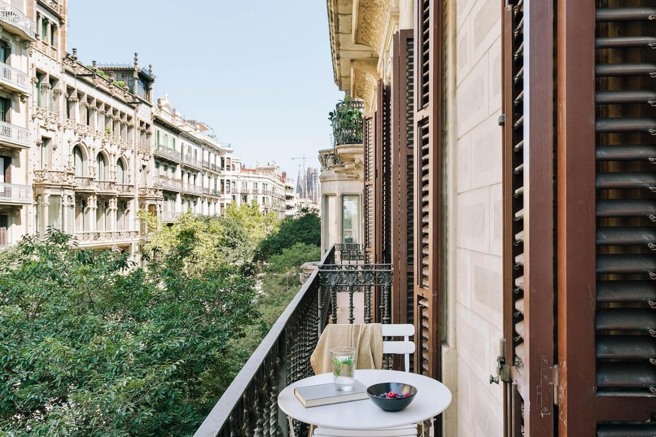 Pontone - 2 Bedrooms And Balcony In Eixample Dreta Barcelona Exterior foto